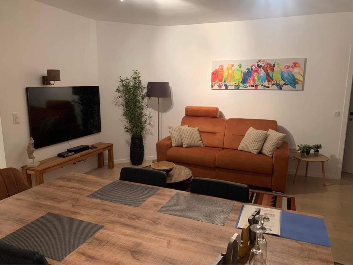 Casita & *